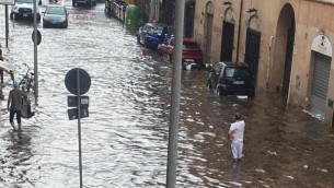 Roma in tilt, pioggia e vento per un downburst: cos'è