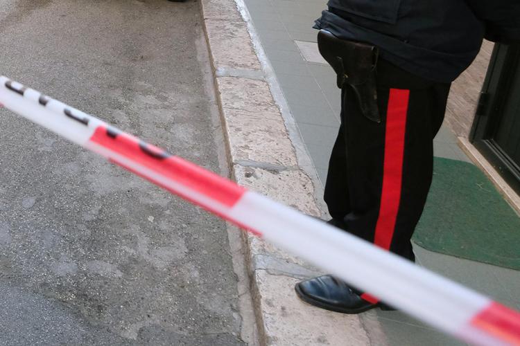 Roma, trans con ferita alla testa trovata morta in un canale su via Prenestina