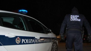 Roma, tre vigi urbani travolti durante rilievi incidente: uno grave