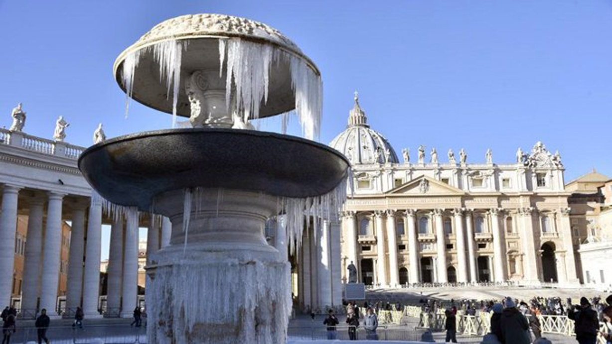 san pietro con il ghiaccio