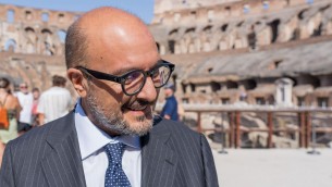 Sangiuliano in visita al Colosseo, poi riunione al ministero