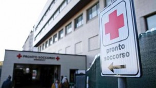 Sanità, Consulcesi: "Contro aggressioni guida pratica per disinnescare violenza"