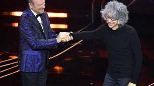 Sanremo 2024, da Giovanni Allevi a John Travolta: cosa è successo nella seconda serata