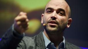 Saviano e l'intervista a Libération, ira Meloni e Salvini