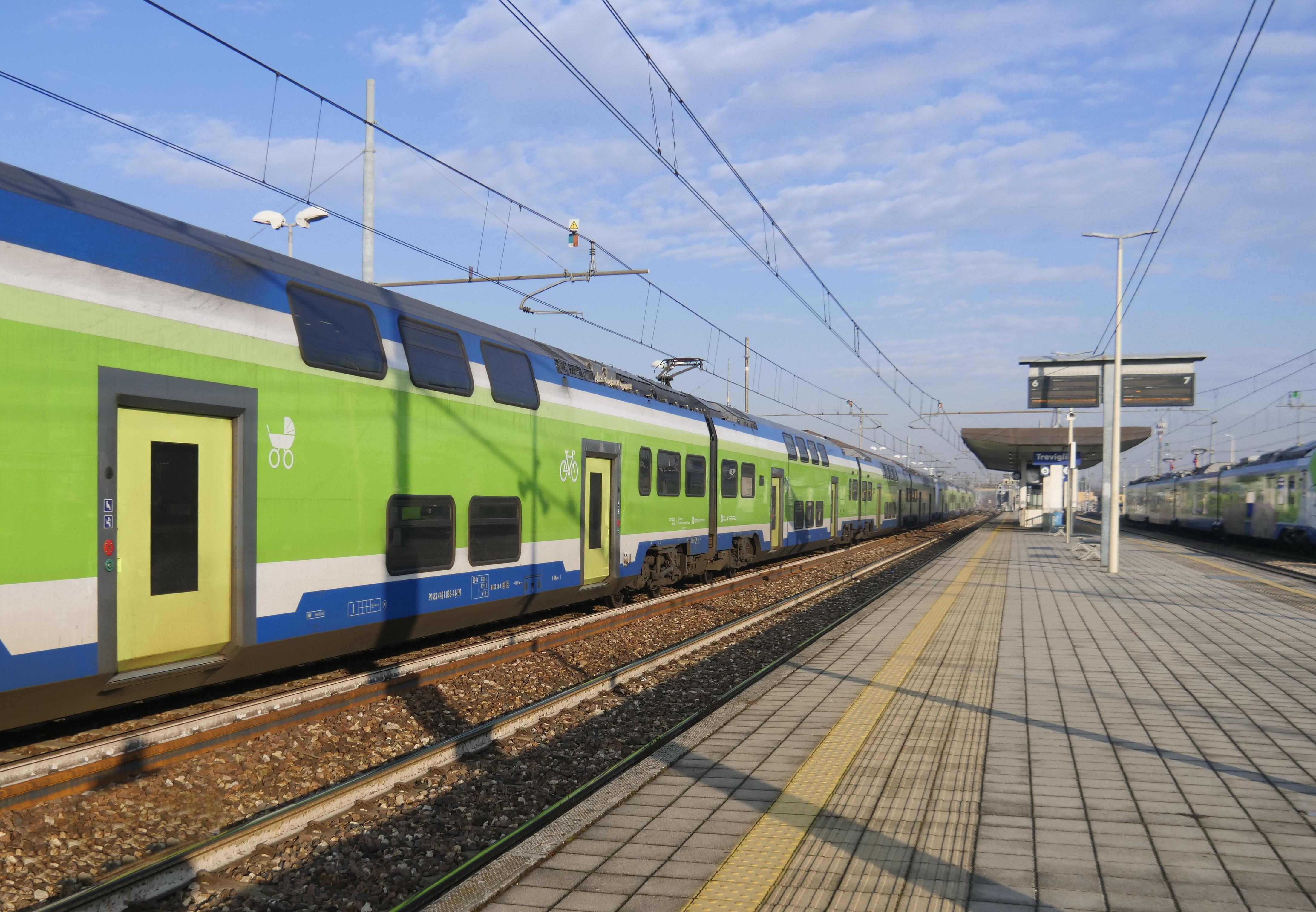 Sciopero dei trasporti, disagi da oggi a domani: treni, autobus e metro