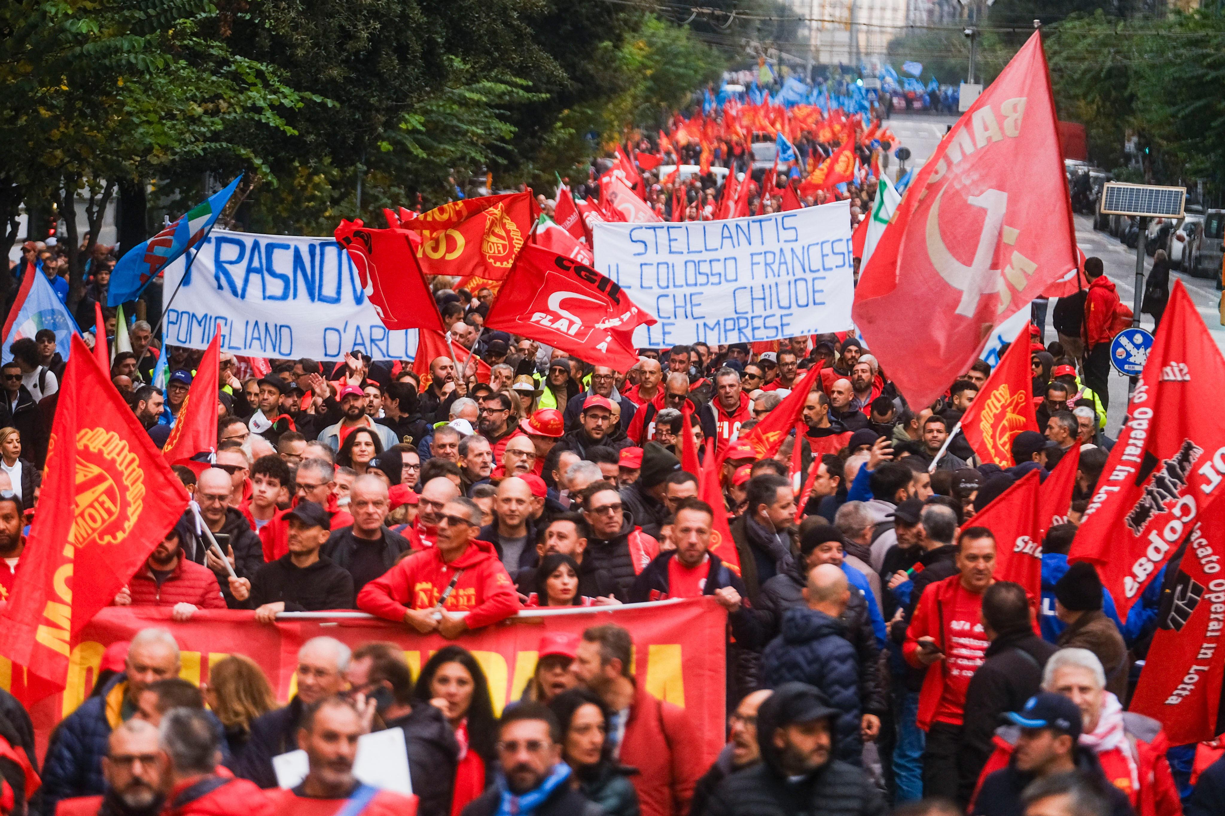 Sciopero generale, sindacati: "Adesione al 70%"