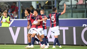 Serie A, Bologna-Cagliari 2-1: rimonta con Zirkzee e Fabbian