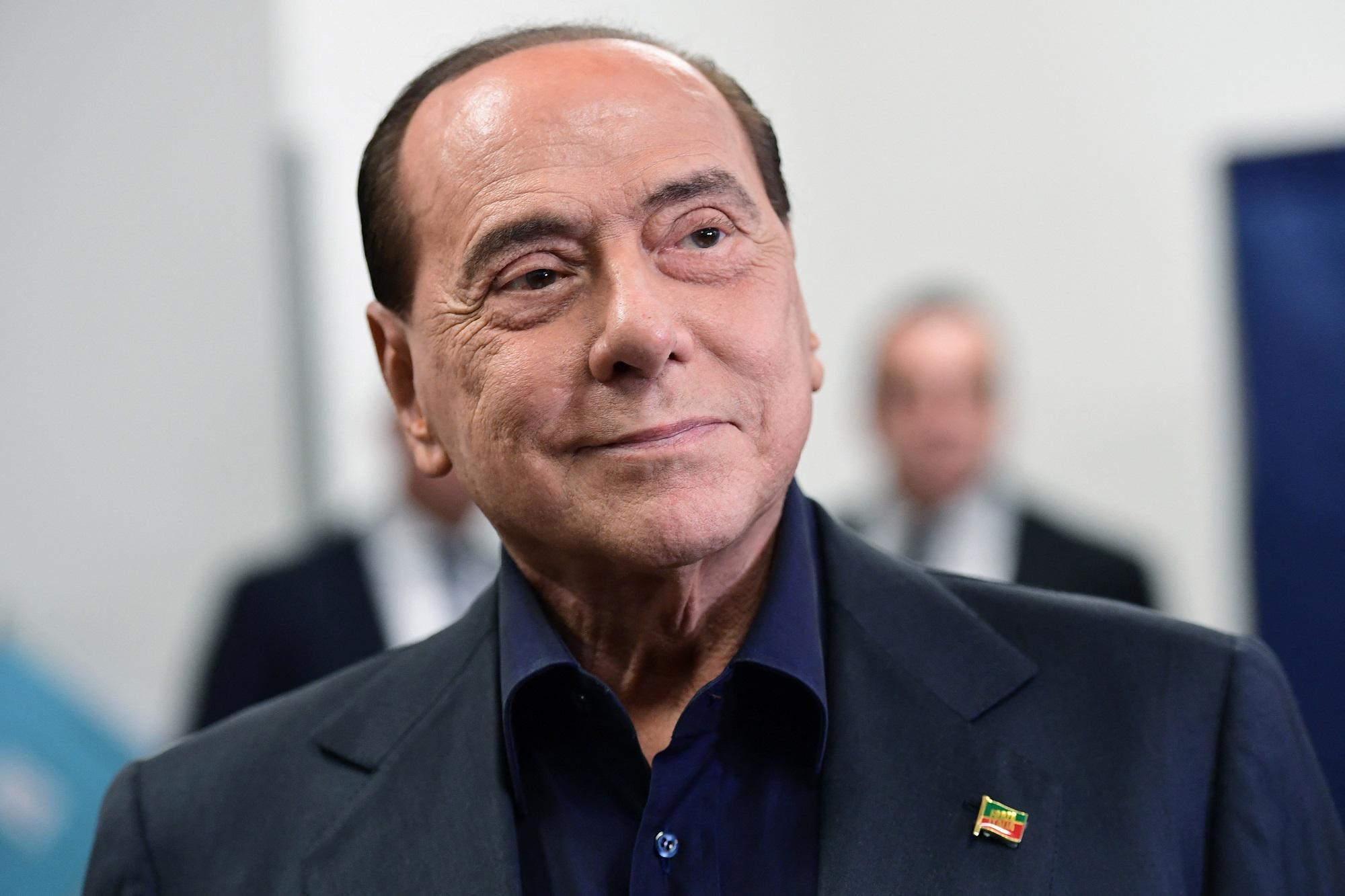 Silvio Berlusconi, la prima moglie: "Grande uomo, straordinario papà"