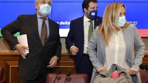 Sondaggio, centrodestra vincente: tre possibili scenari