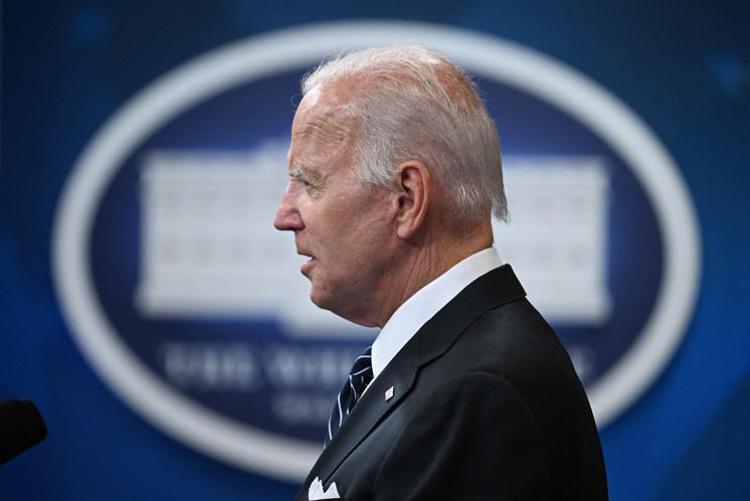 Sondaggio elezioni Usa 2024, Biden troppo vecchio per il 73%