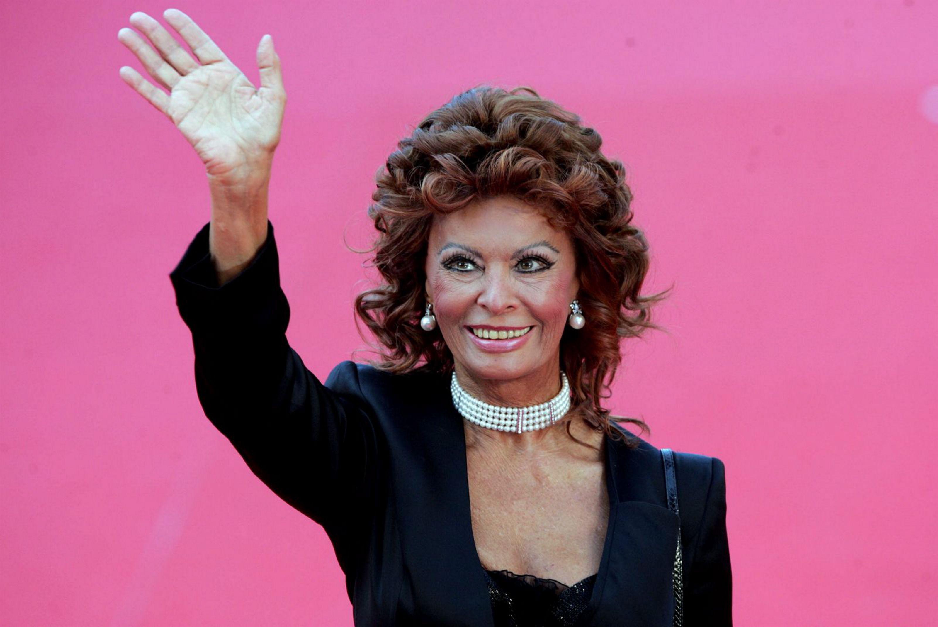 Sophia Loren, reunion familiare a Roma per i suoi 90 anni