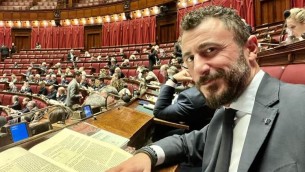 Sparo a Capodanno, deputato Pozzolo si accorda con operaio ferito: querela ritirata