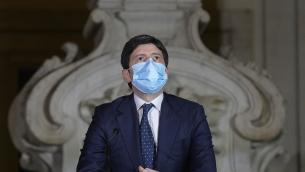 Speranza, tam tam su addio a governo: voci di incarico Ue su vaccini