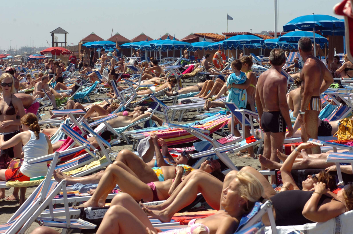 ostia mare e traffico