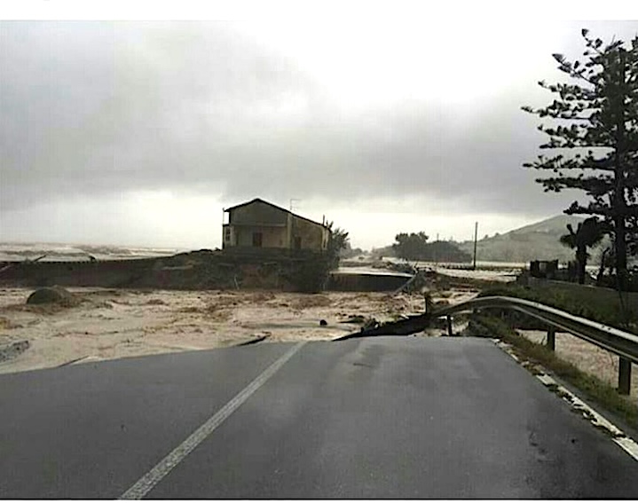 statale106-alluvione-locri