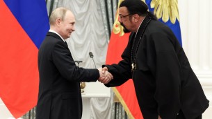 Steven Seagal: "Morirei per Putin"