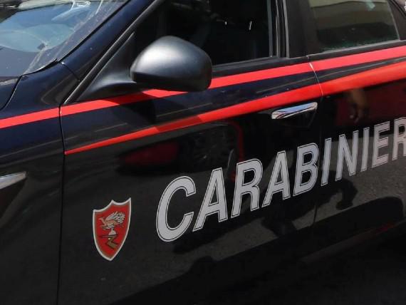 Strangola la moglie davanti ai figli piccoli, ennesimo femminicidio a San Felice a Cancello