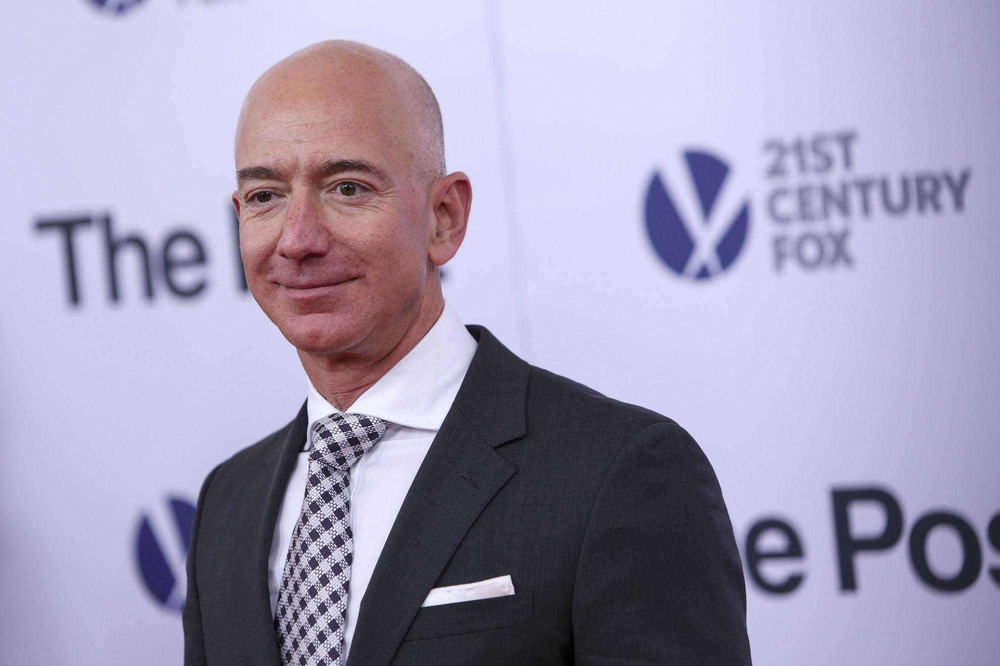 Super ricchi e poche tasse, da Bezos a Musk svelati i trucchi dei 'Paperoni'