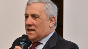 Tajani: "Abbiamo scoperto 5 Hezbollah con passaporto italiano"