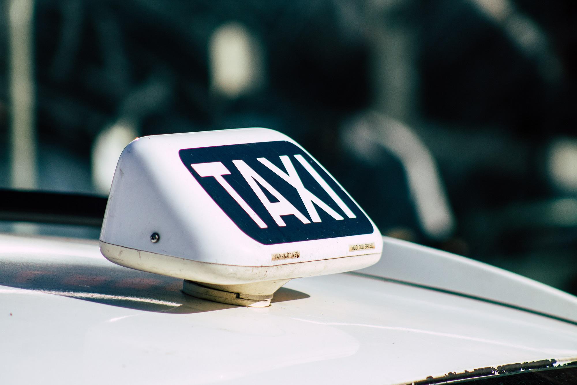 Taxi Roma, online il bando per 1000 licenze