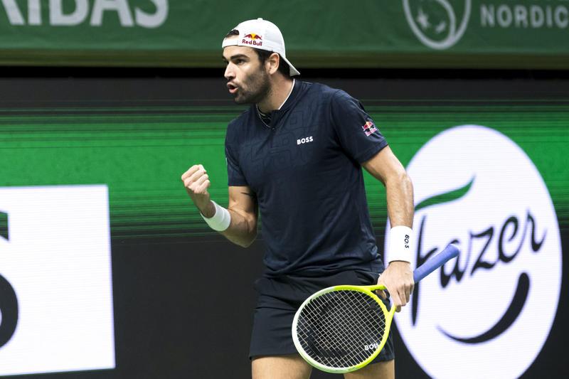 Tennis, Berrettini batte Fucsovics a Vienna