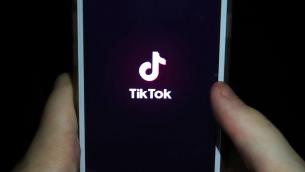 TikTok blocca accesso minori di 13 anni