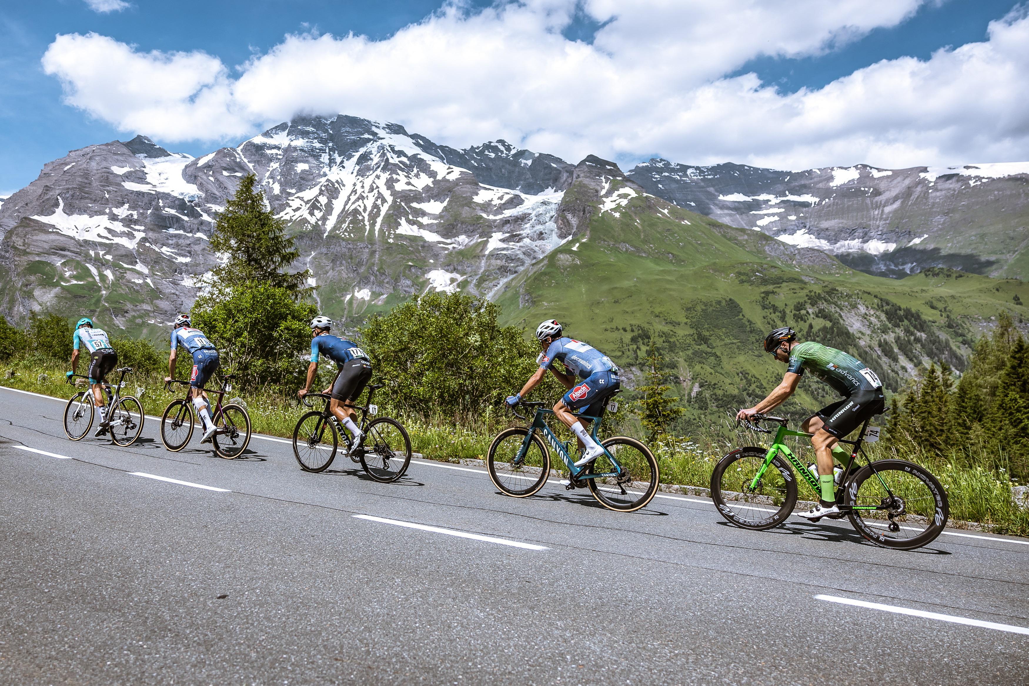 Tragedia al Giro d'Austria, muore il norvegese Drege dopo una caduta