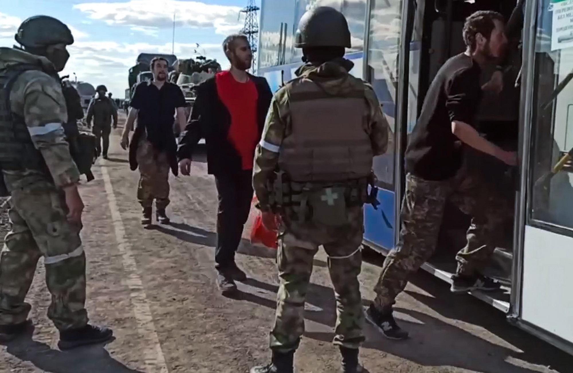Ucraina, "più di mille prigionieri portati in Russia da Mariupol"