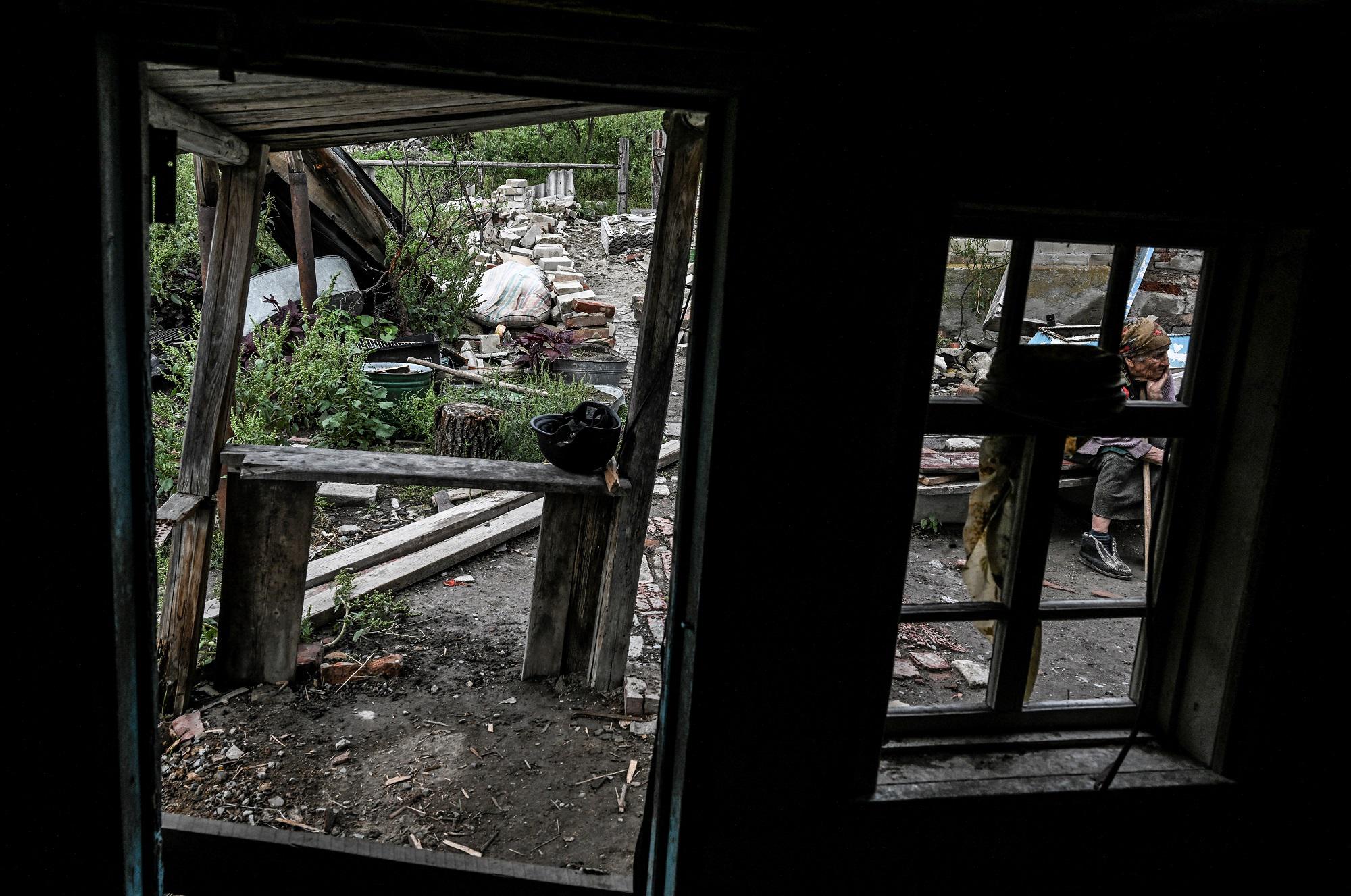 Ucraina, Russia bombarda diga: evacuata città di Zelensky