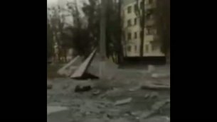 Ucraina, Russia colpisce Lysychansk: vittime tra macerie - Video