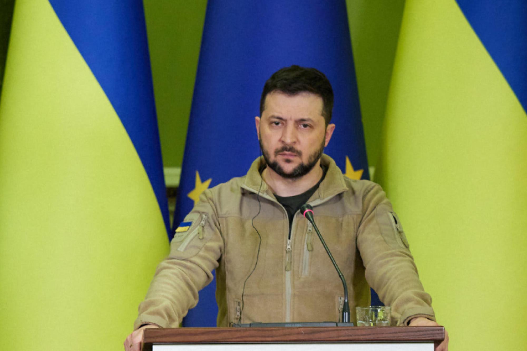 Ucraina-Russia, Zelensky: "Minaccia nucleare di Putin forse reale"