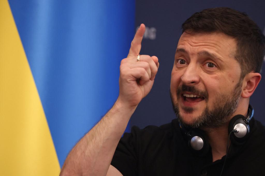 Ucraina, Zelensky a Nato: "Putin aspetta elezioni Usa, dobbiamo vincere ora"