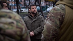 Ucraina, Zelensky: "In una settimana 258 raid Russia su Kherson"