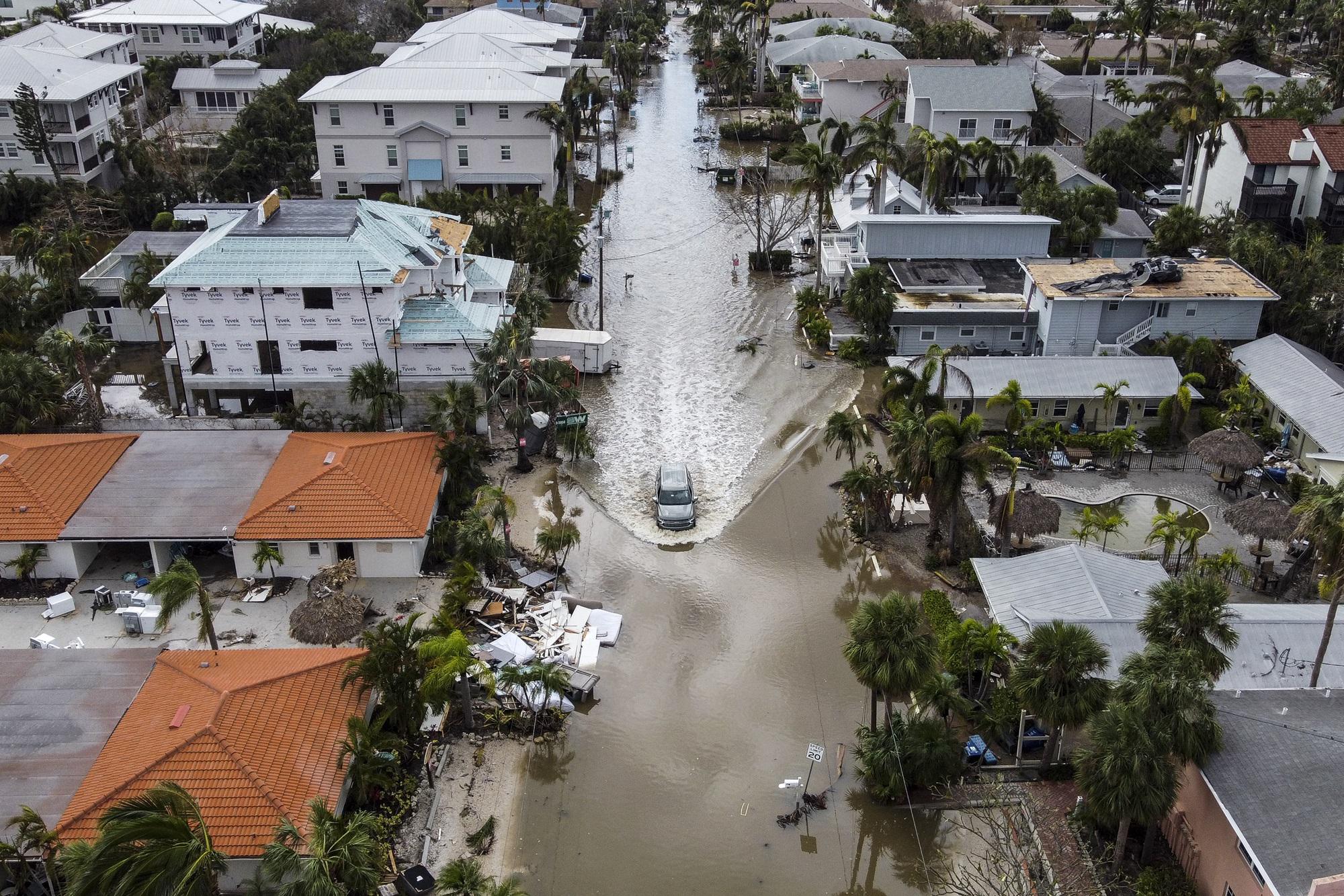 Uragano Milton, 14 morti e record di tornado sulla Florida