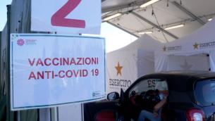 Vaccinati Covid, "possono tornare a vita normale"