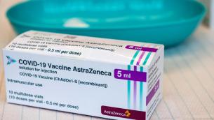 Vaccino AstraZeneca, Palù: "Dati tranquillizzano"