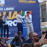 Vannacci sul palco con Salvini insiste: "Il dado è tratto, fate una 'decima' su simbolo Lega"
