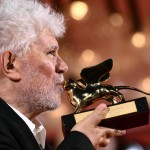 Venezia 81, Almodovar: "Adesso non potrò più vivere senza Leone d'Oro"