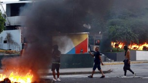 Venezuela, proteste contro vittoria Maduro: 2 morti, decine di arresti