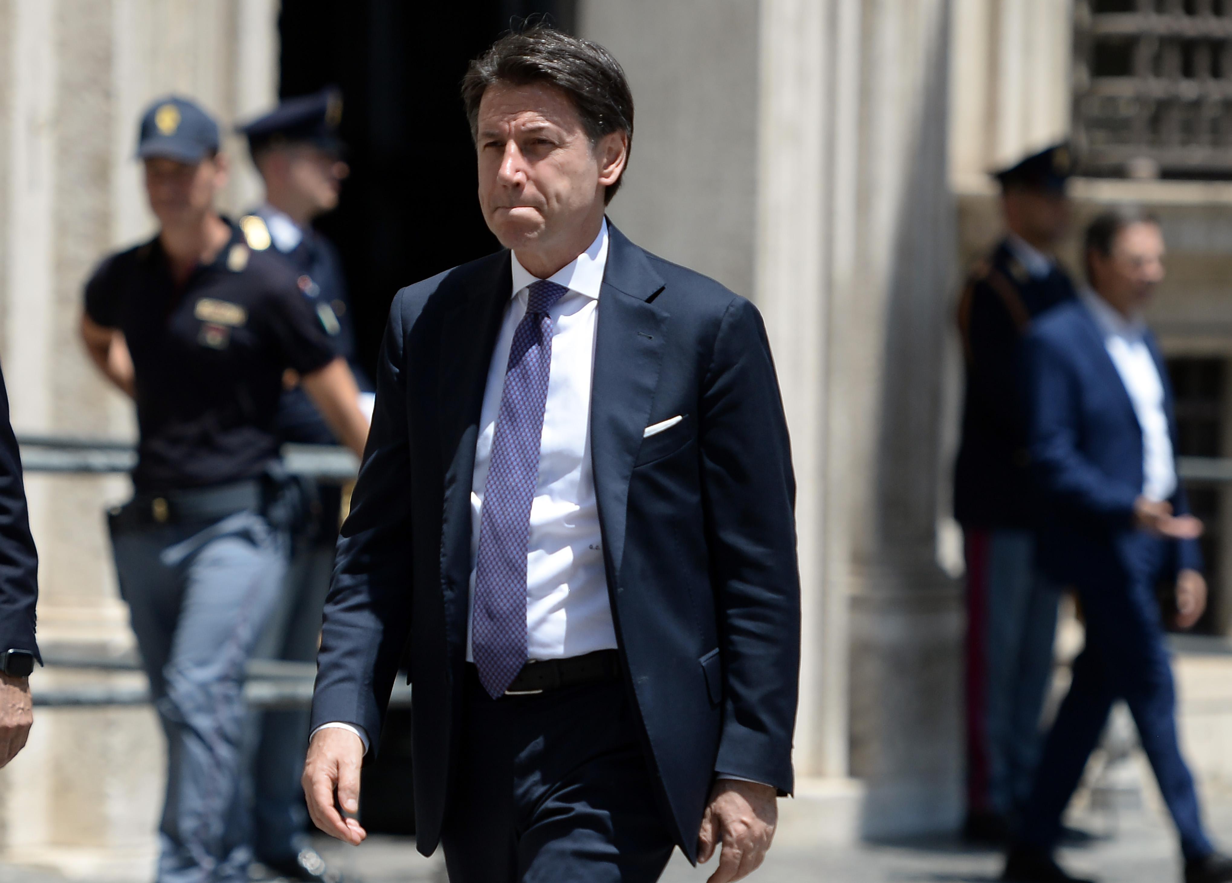 Vertice con Draghi, Conte alza la posta: le richieste M5S al governo