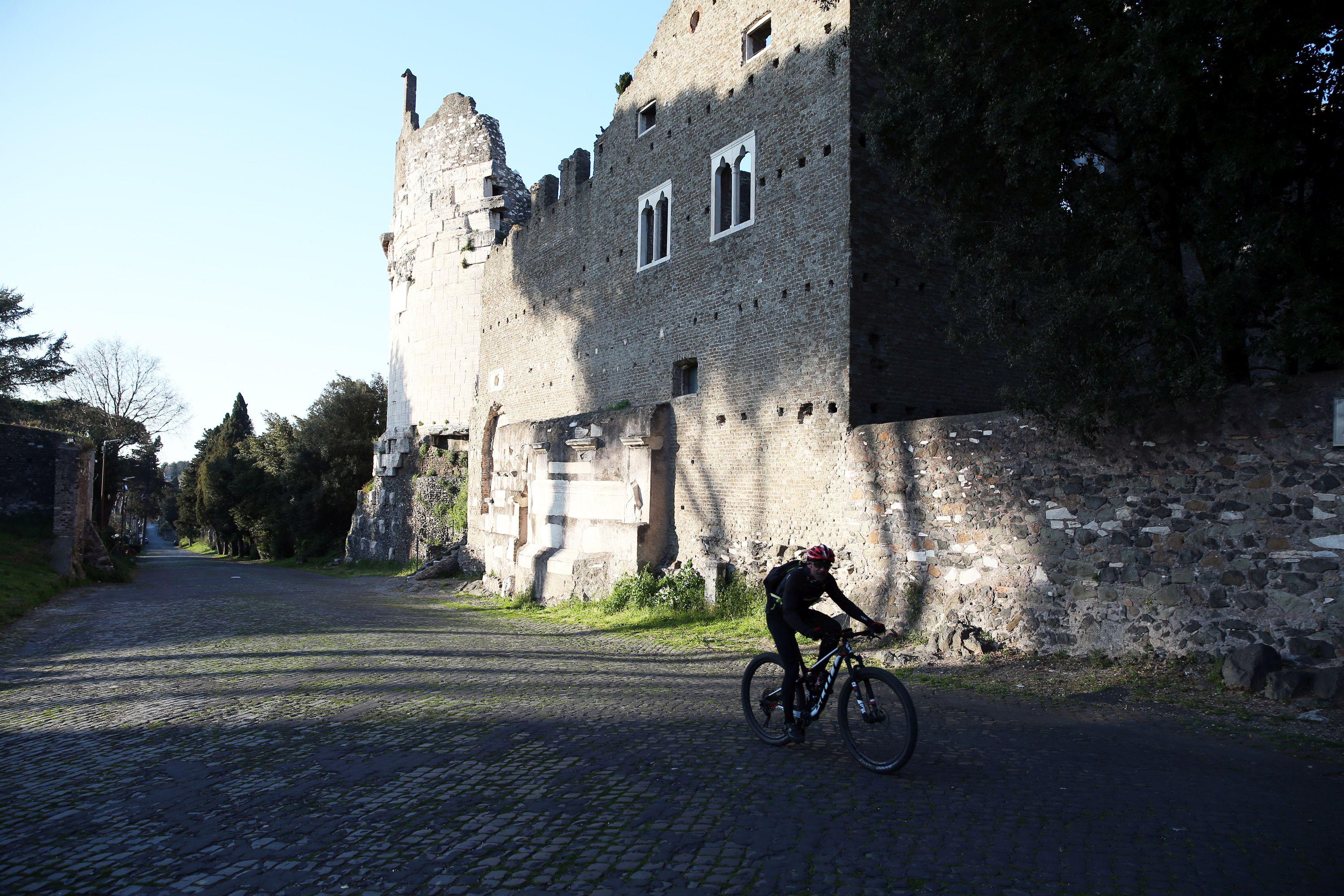 Via Appia entra nel patrimonio mondiale dell'Unesco