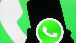 WhatsApp down, problemi anche su web: cosa succede