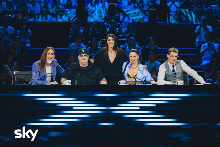 X Factor 2024 al via, le audizioni: concorrenti e giudici, cosa è successo nella prima puntata