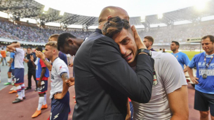 Walter Zenga e Rolando Mandragora al termine della partita