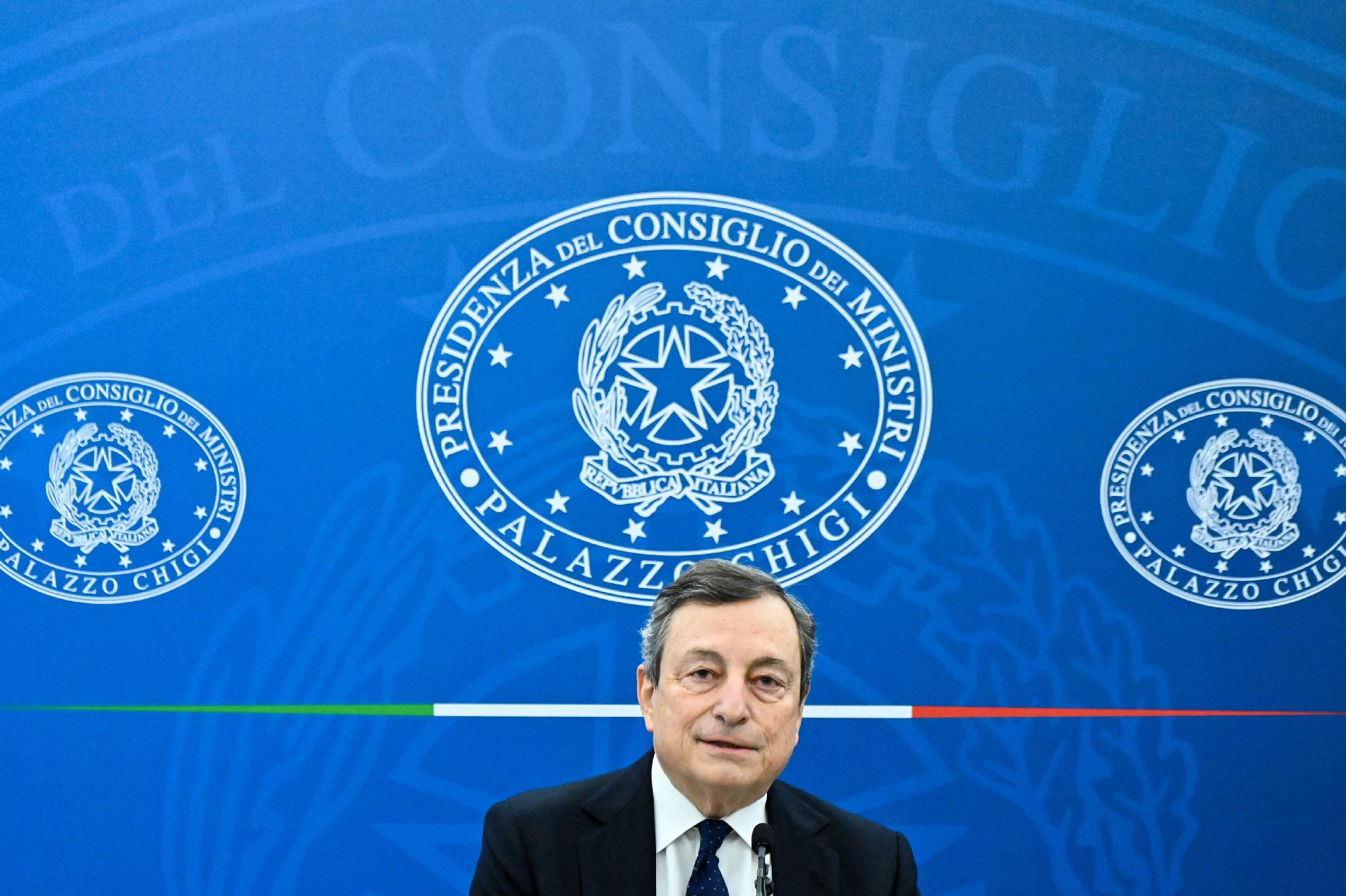 Zona rossa, scuola, vaccini: le parole di Draghi